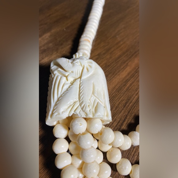 BONE Hand carved Tribal, beaded necklace. Made from bovine. Heavy,vintage 1960’s - Picture 2 of 16